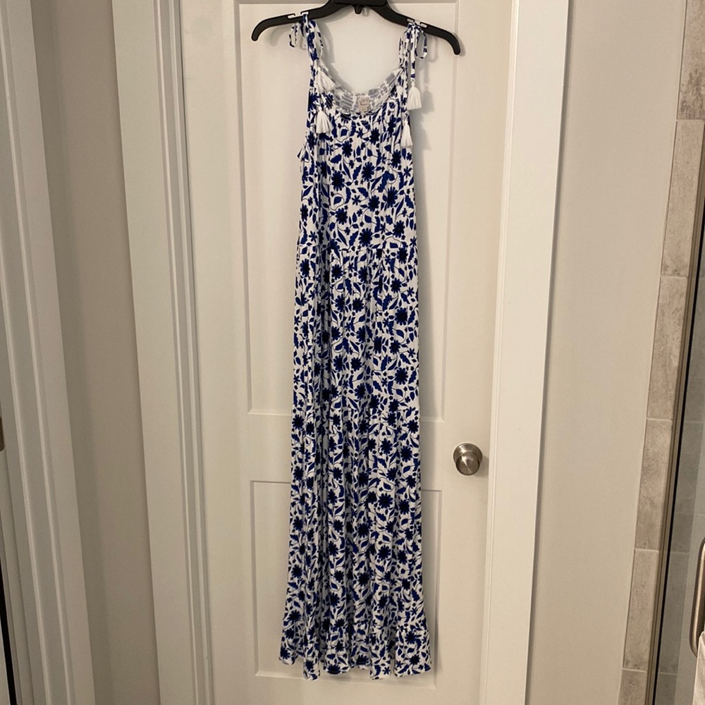 NWT Women’s Maxi Dress